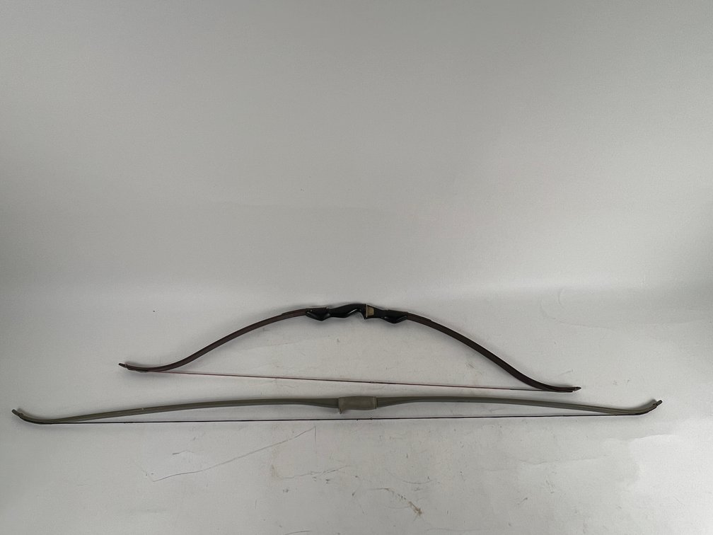 (1) Vintage Glas-lite 46" Recurve Bow & (1) Vintage Sear 62" Recurve Bow