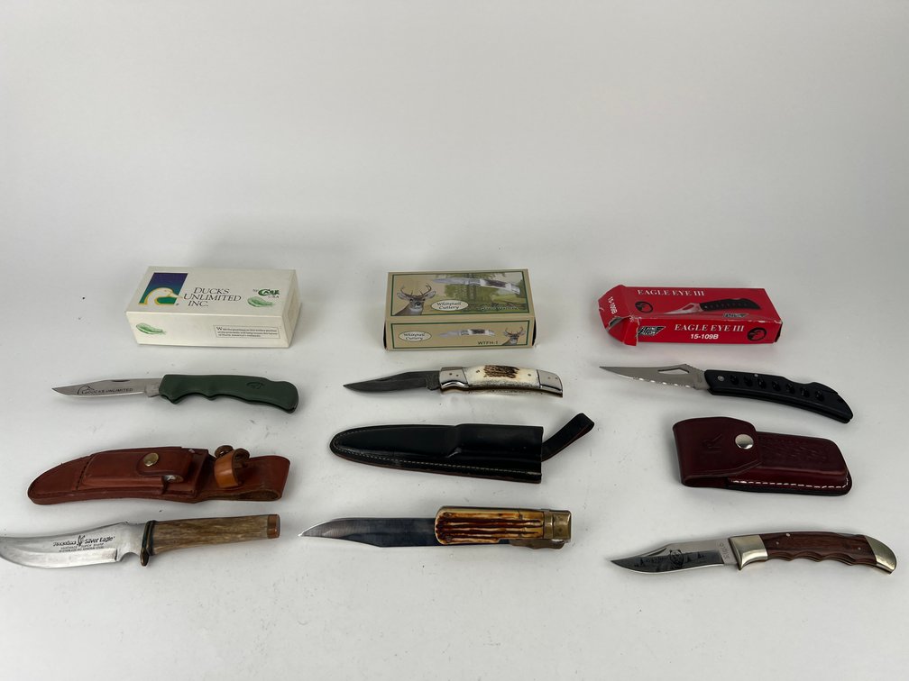Assortment of (6) Knifes