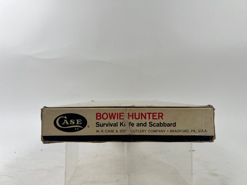 Vintage Never Used Before Case 1863 Bowie Hunter Bowie Knife with original box and Sheath