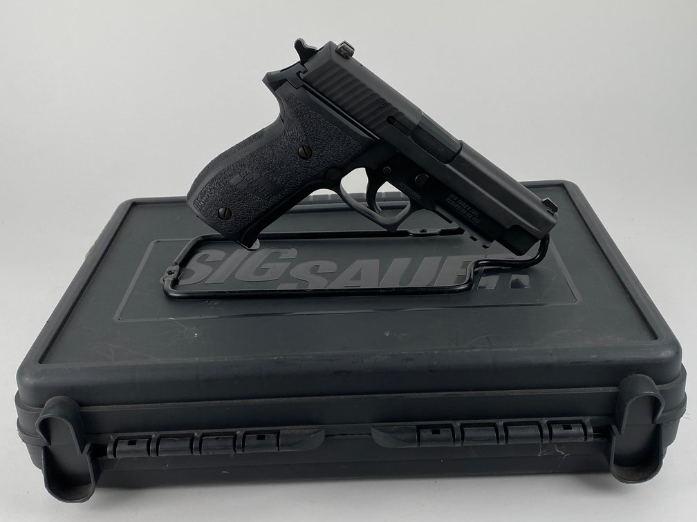 Sig Sauer P226 MK25 Semi-Automatic Pistol 9mm Luger
