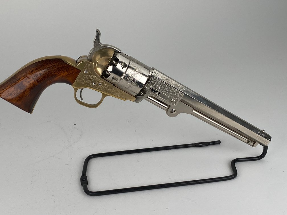 F Ili Pietta Colt Model 1860 Army Reproduction Percussion Revolver 44 Cal.