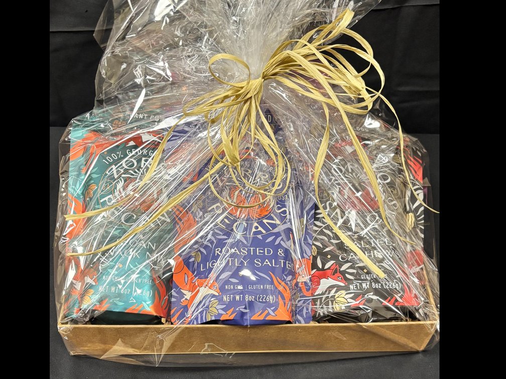 Zorro Pecan Gift Basket