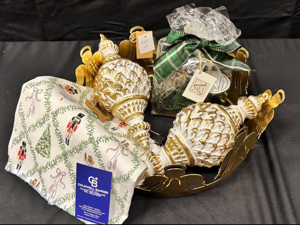 Christmas Gift Basket