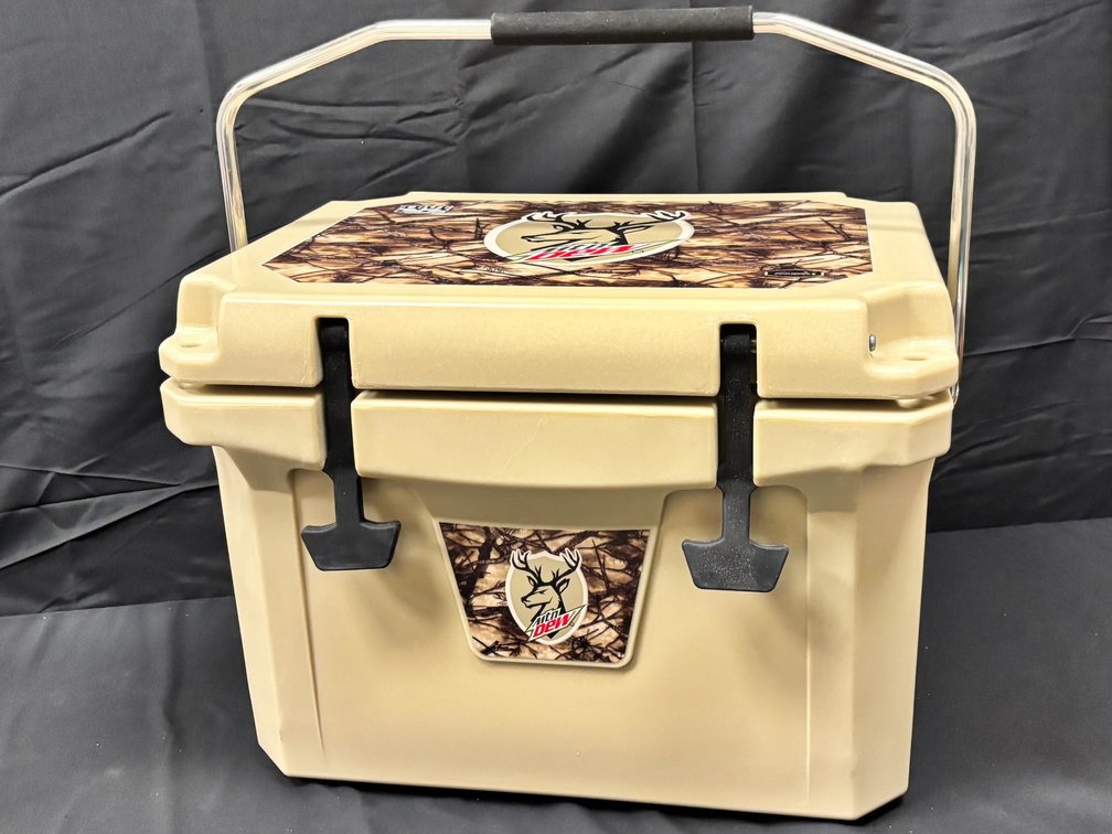True 22 Extreme Performance Cooler - Mountain Dew Branded