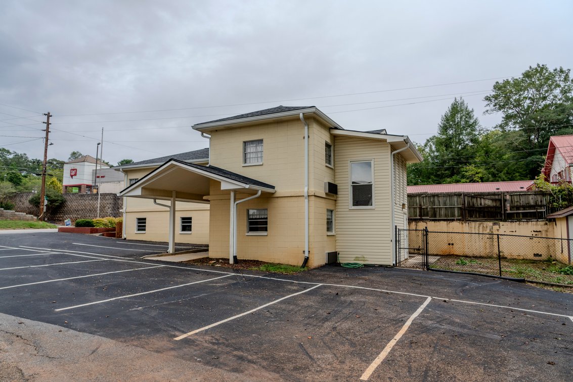 Image for *UNDER CONTRACT* 3,061 +/- SqFt Multi-Purpose Building in Clarkesville, Georgia