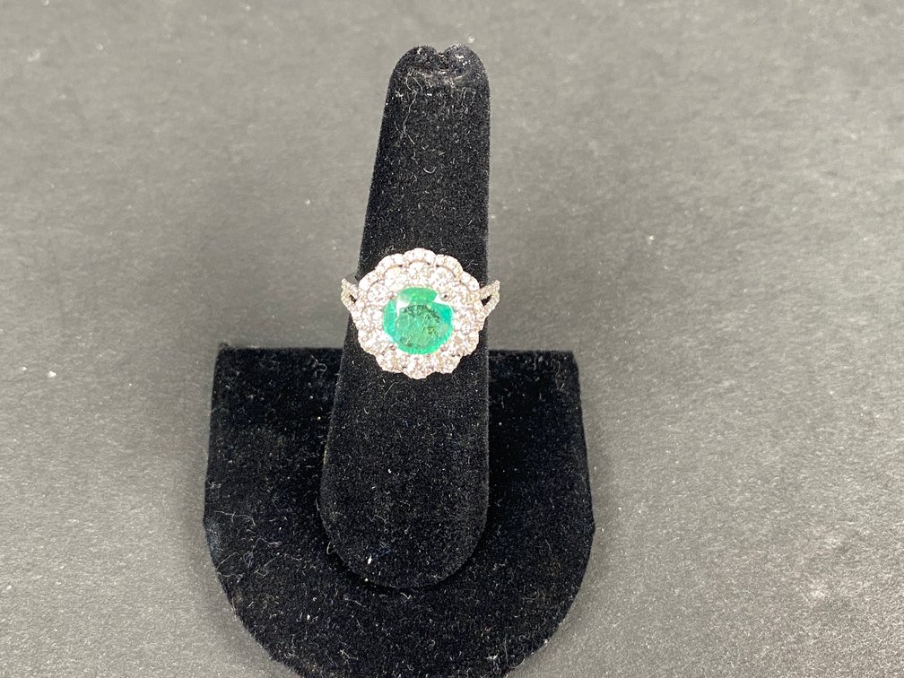 14kt White Gold Diamond and Emerald Ring