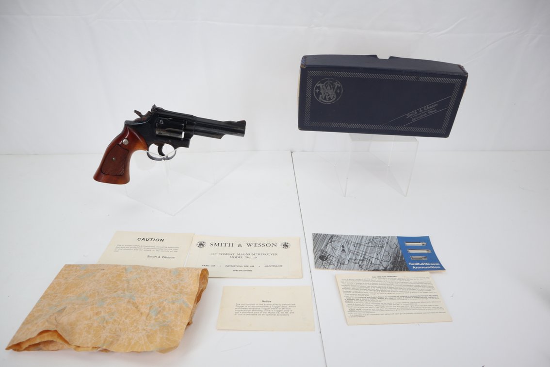 Smith and Wesson Model 19-4 4" Barrel Combat Magnum 357Mag Revolver