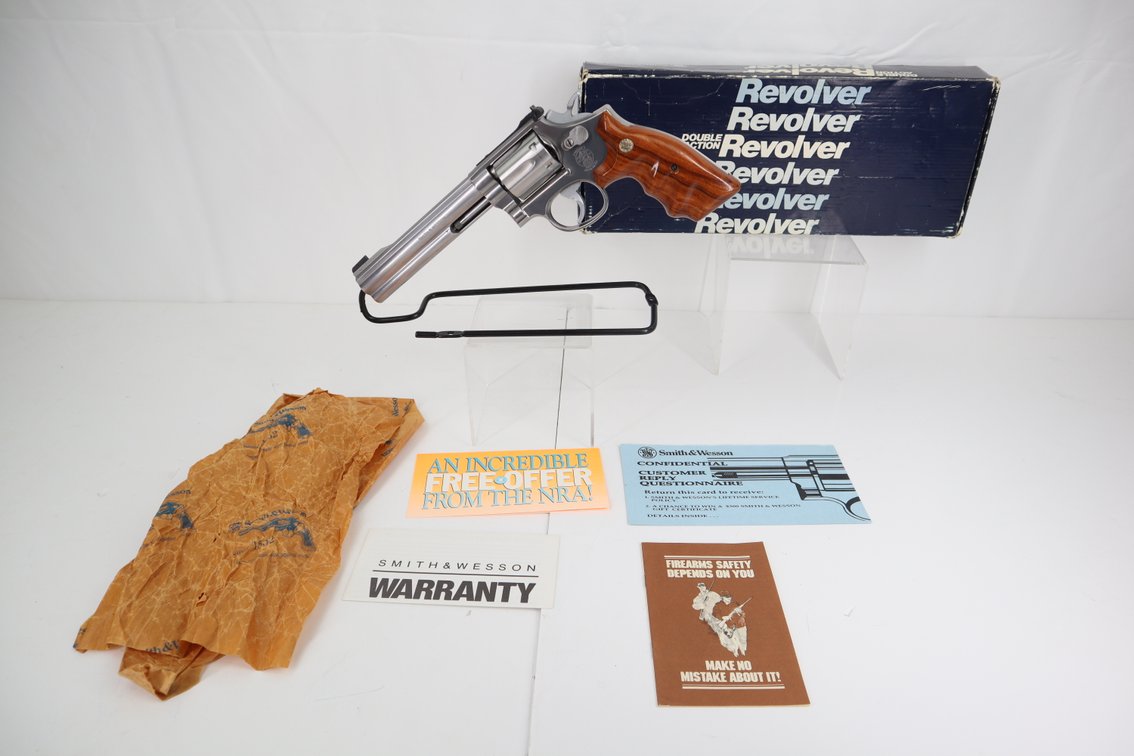 Smith and Wesson Model 617 6" Barrel .22 Cal Revolver in Box