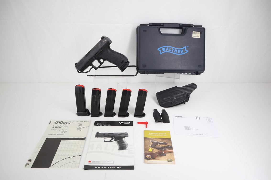 Walther PPQ 9x19 Cal 4" Barrel Pistol in Box with Holster and 5 Extra Magazines