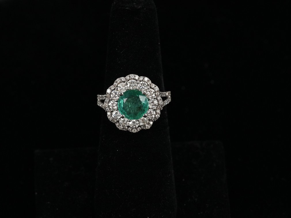 14kt White Gold Diamond and Emerald Ring