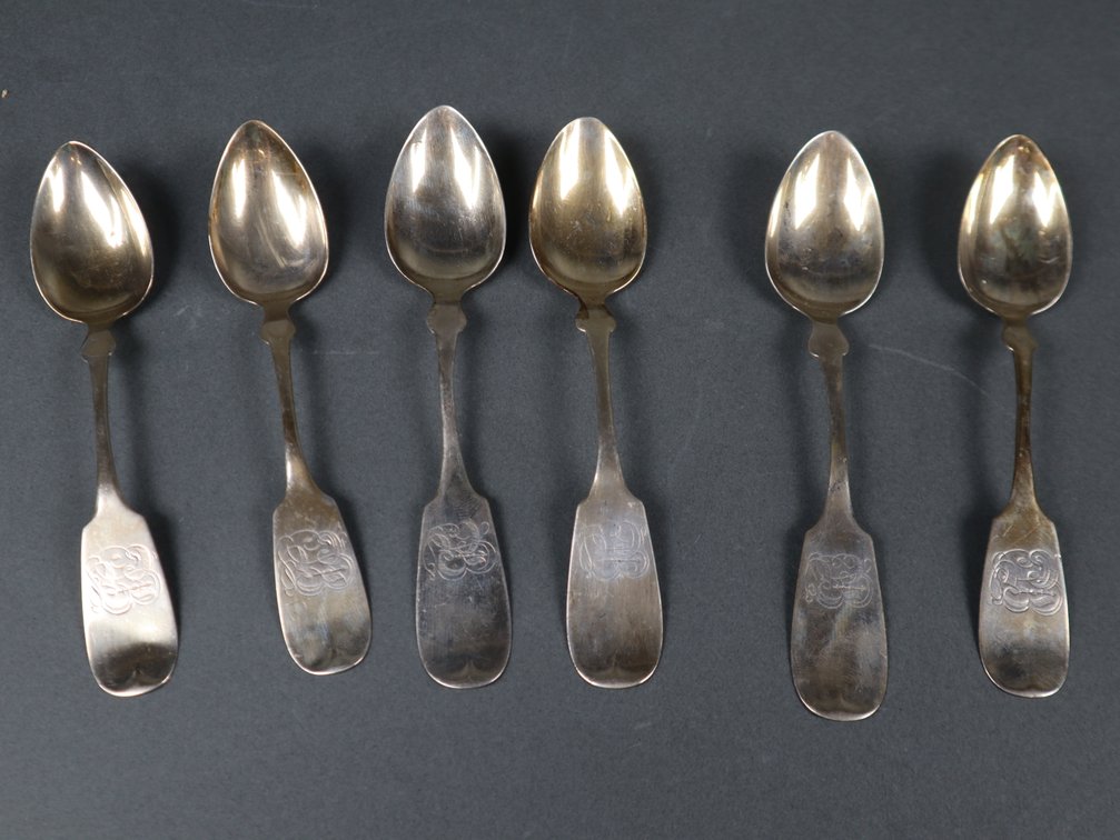(6) Coin Silver Gles Bro & Co Soup Spoons Approximately 93.5g