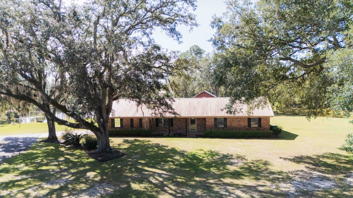 Image for 6.74+/- Acres and Home on Miller Bridge Road, Northern Lowndes County