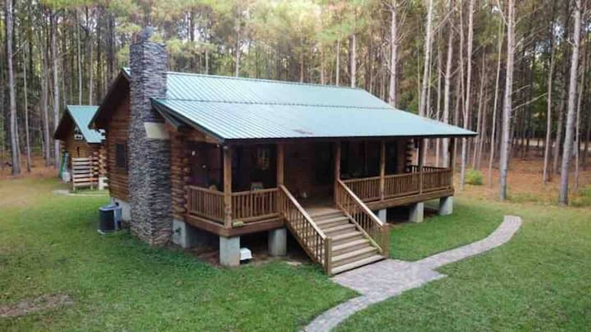 3 Day/2 Nights at Cosy Cabin in the Pines, Boston, GA--up to 4 guests