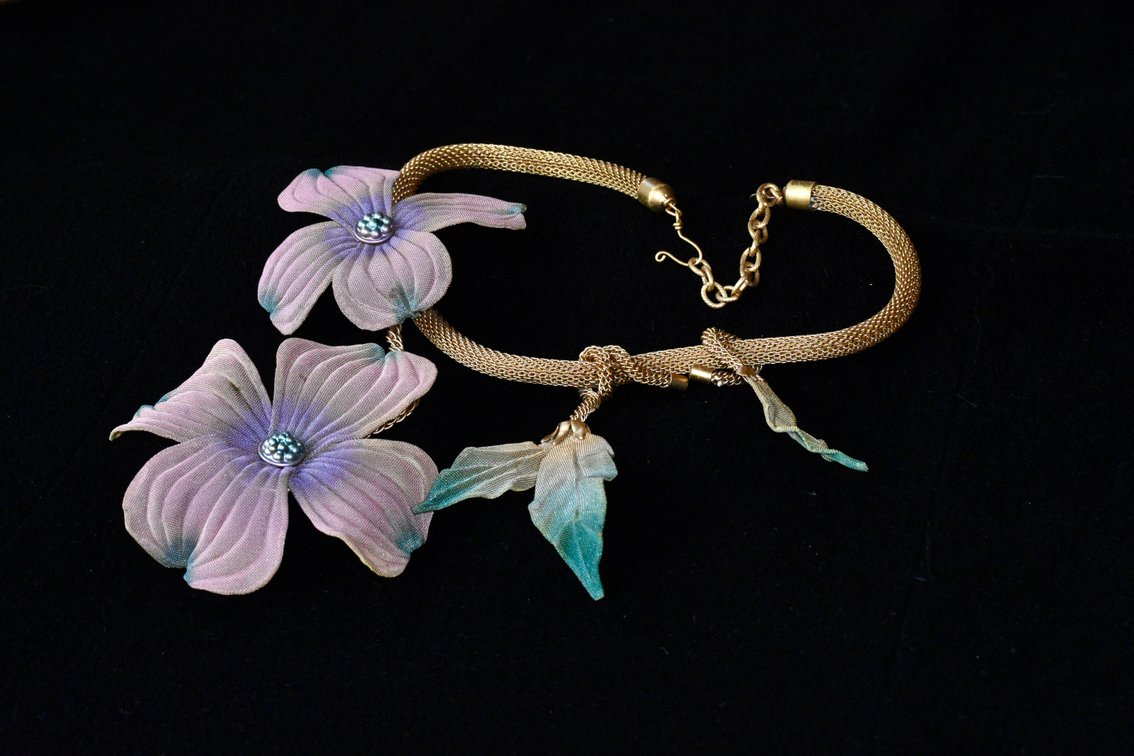 Dogwood Blooms Necklace