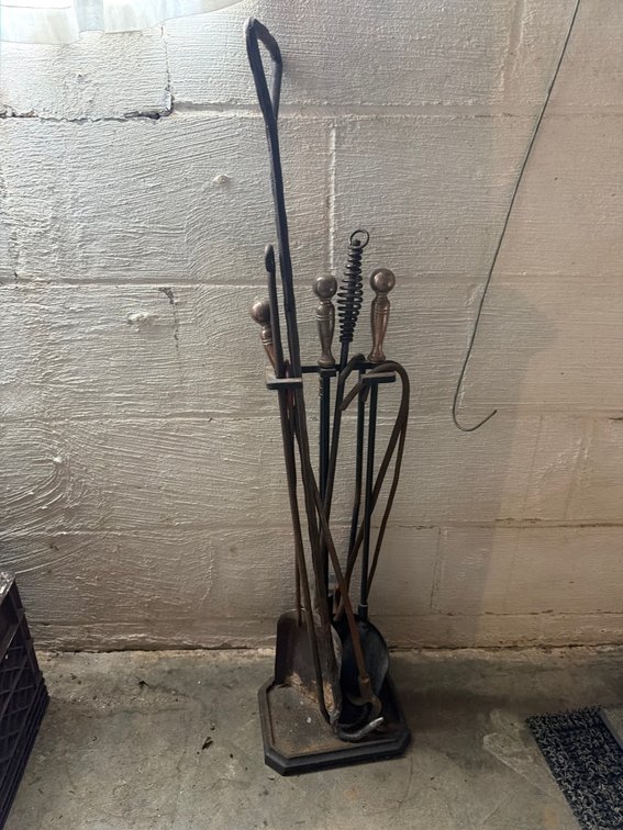 Fireplace tool set