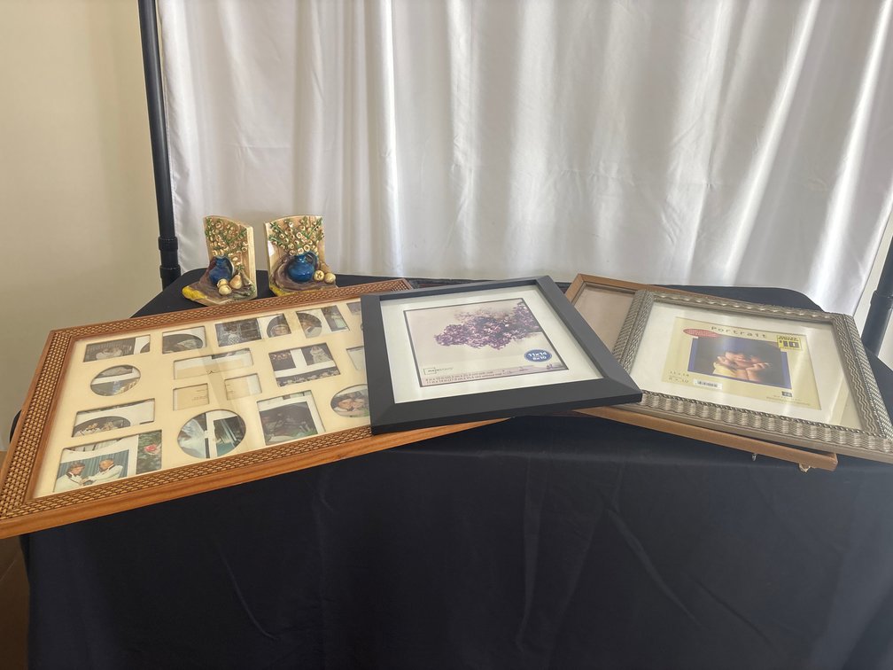 Decorative Picture Frames & Ceramic Bookends