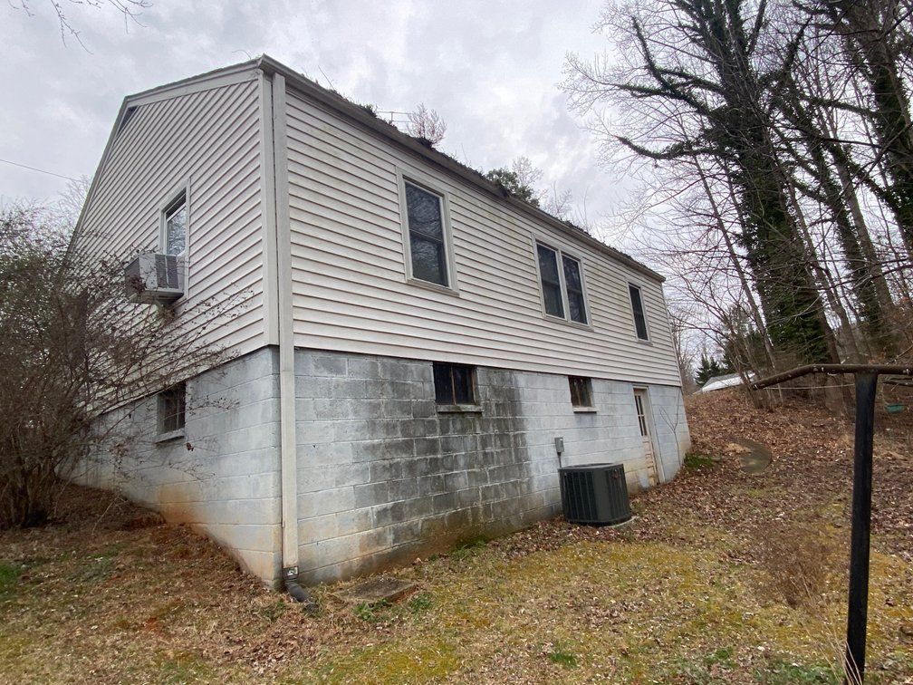 Image for Gordon Hall Estate - 3 Bedroom Home with Bonus Lot in Elkin, NC