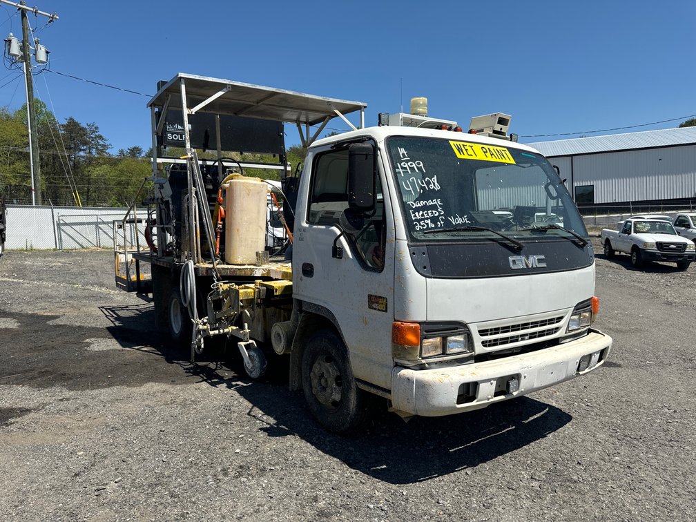 1999 GMC C800 STRIPING MACH