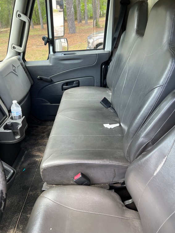 Image for 2015 International 4300 Box Truck