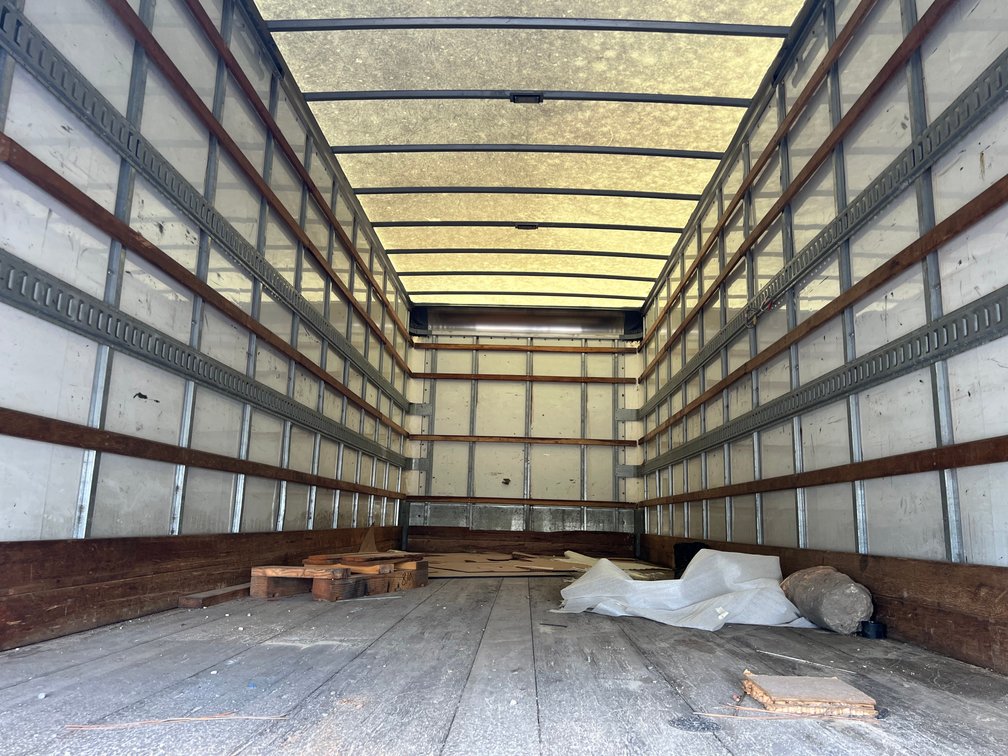 Image for 2015 International 4300 Box Truck