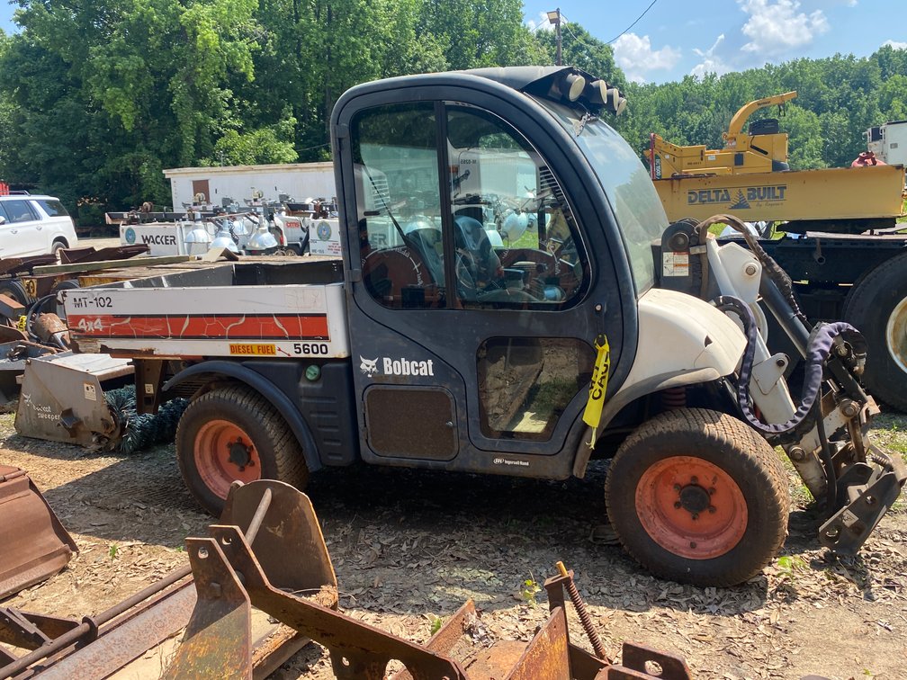 Image for [LISTING] Charlotte Mecklenburg Schools Surplus Auction