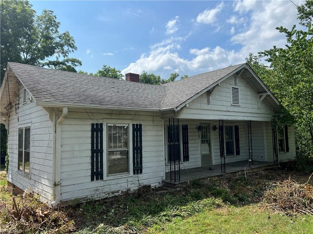 Image for Home For Sale in Mount Airy - 2107 Fancy Gap Road