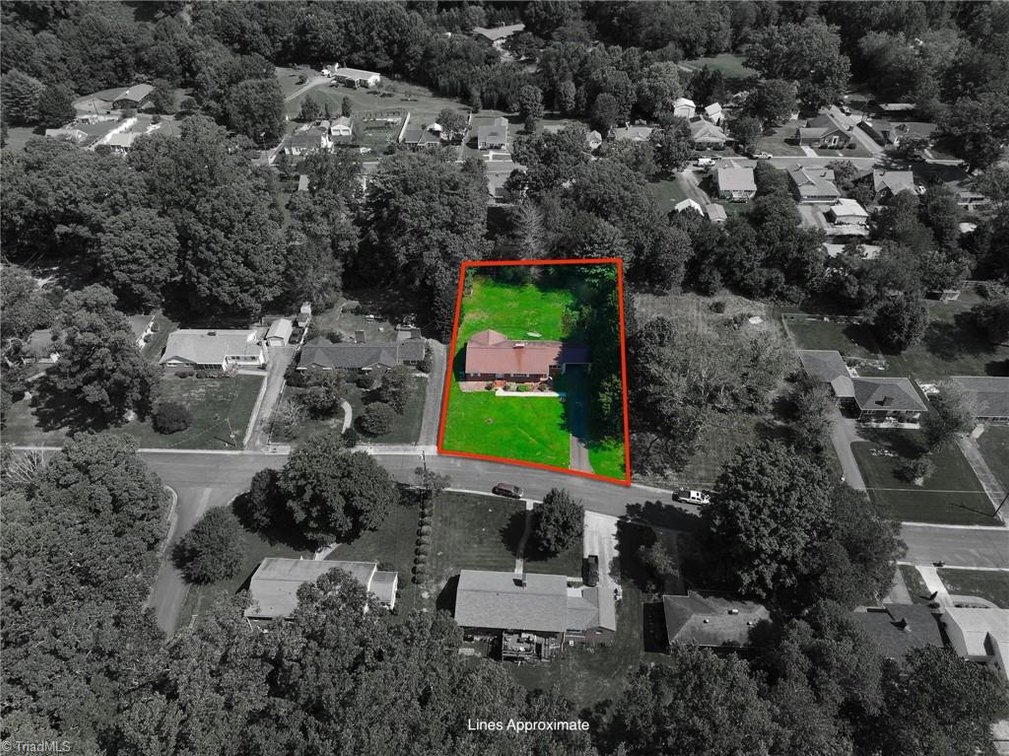 Image for Home For Sale in Mount Airy - 246 Fairview Avenue