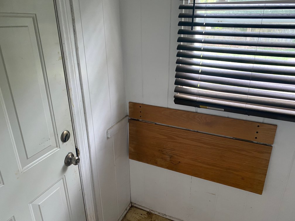 Image for US Marshals Service Auction - 2 Bedroom Home Near Downtown Charlotte, NC