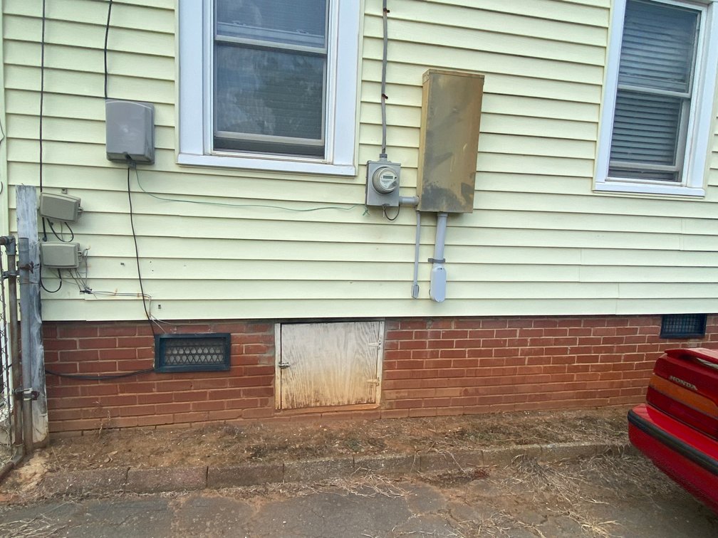 Image for US Marshals Service Auction - 2 Bedroom Home Near Downtown Charlotte, NC