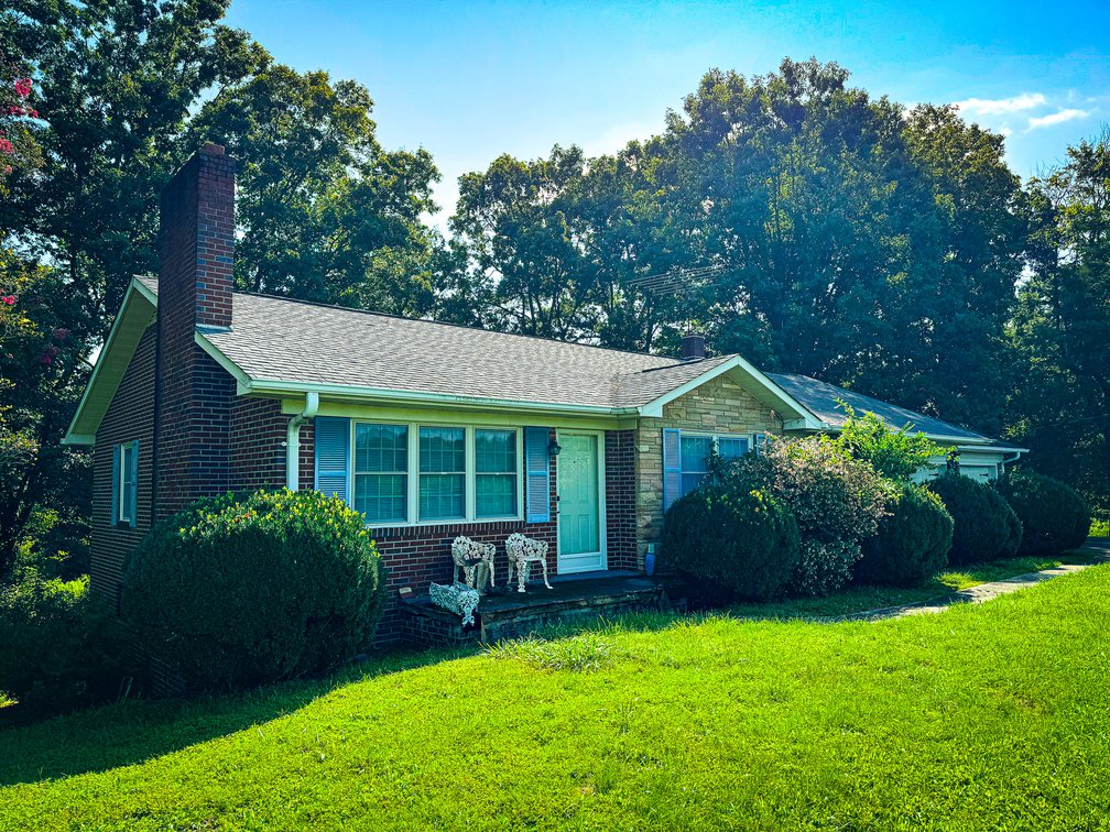 Image for Home For Sale in Siloam - 5671 Siloam Road