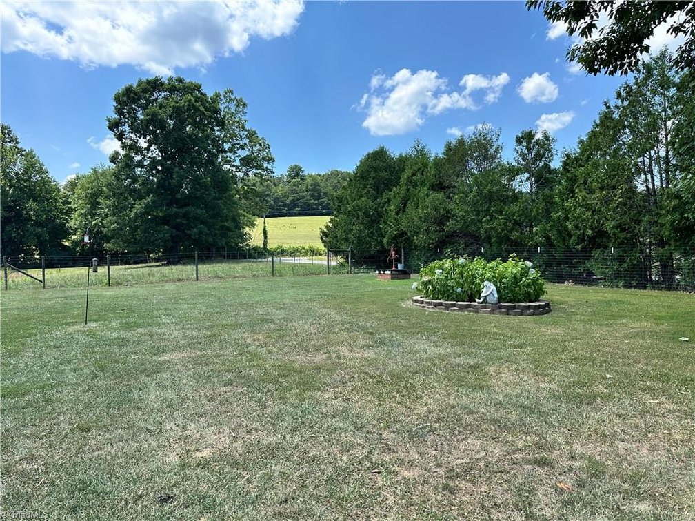 Image for Home For Sale in Lambsburg, VA - 44 Poppy Lane
