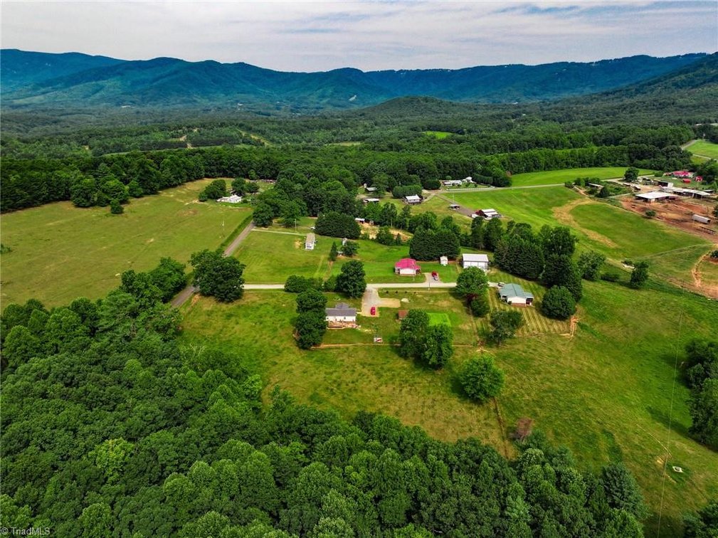 Image for Home For Sale in Lambsburg, VA - 44 Poppy Lane