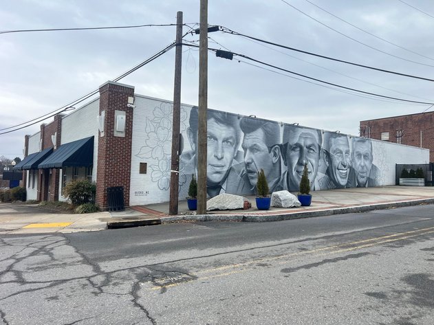 Commercial Building For Sale in Mount Airy - 199 Renfro Street