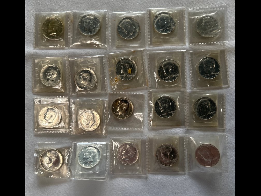 20 X 1964 Kennedy Half Dollars 90% Silver