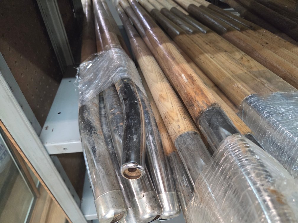 Shovel tool handles   29ct.