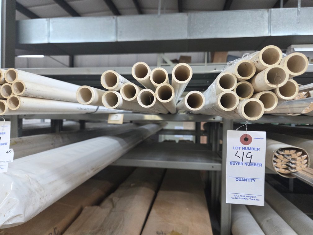 Green Plastic pipe 31 pc  Gray 25 pc.