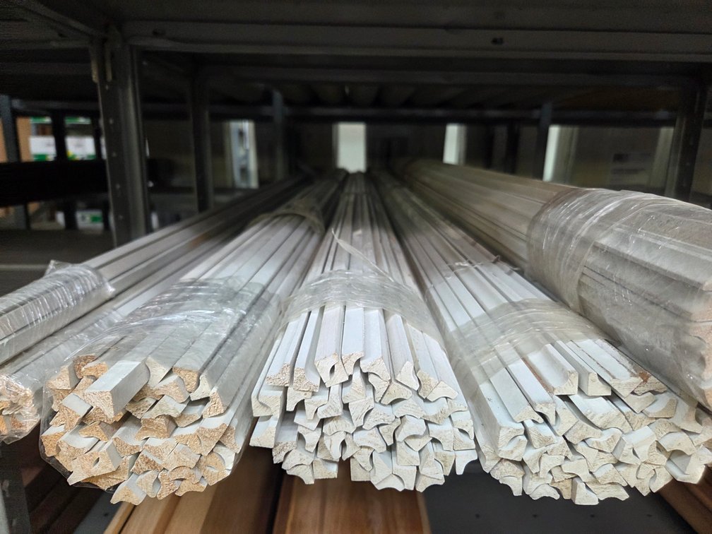 Molding strips   300 pc.