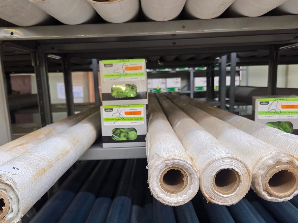 Exterior Building Wrap (6 Rolls), 1 1/4" Ring Shank Plastic Cap Nails