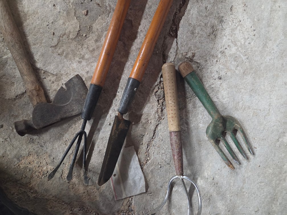 Garden tools