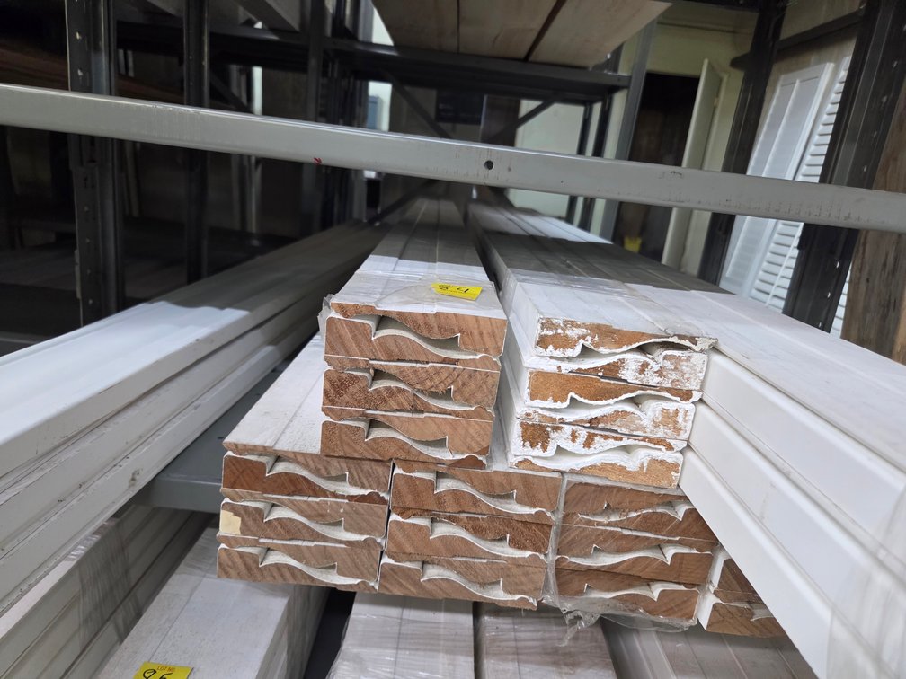Moulding  54 pc.