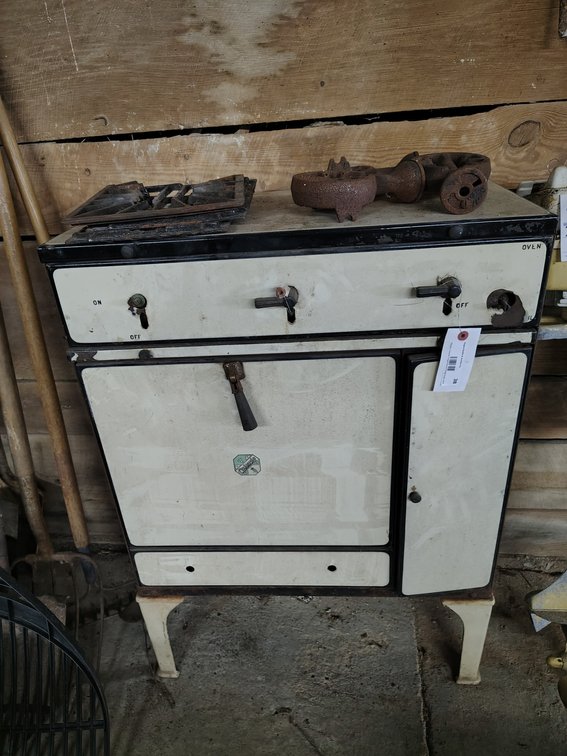 Metal gas stove
