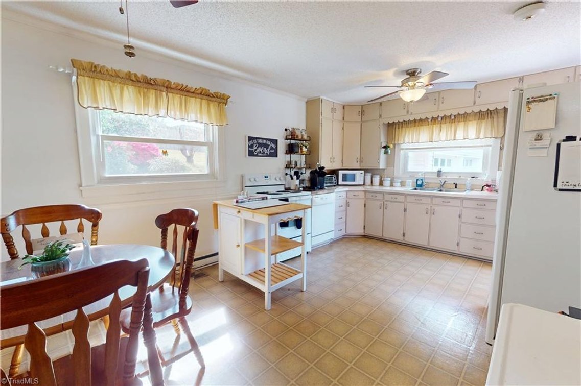 Image for Home for Sale, Mount Airy, NC - 141 New Street