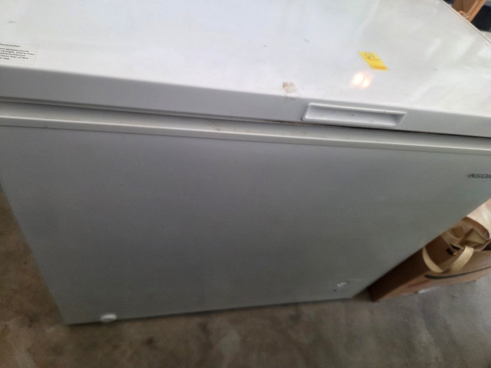 Insignia Chest Freezer = 21" x 38"