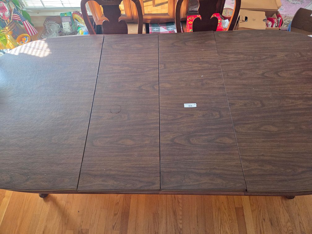 Dining Room Table with 6 Chairs