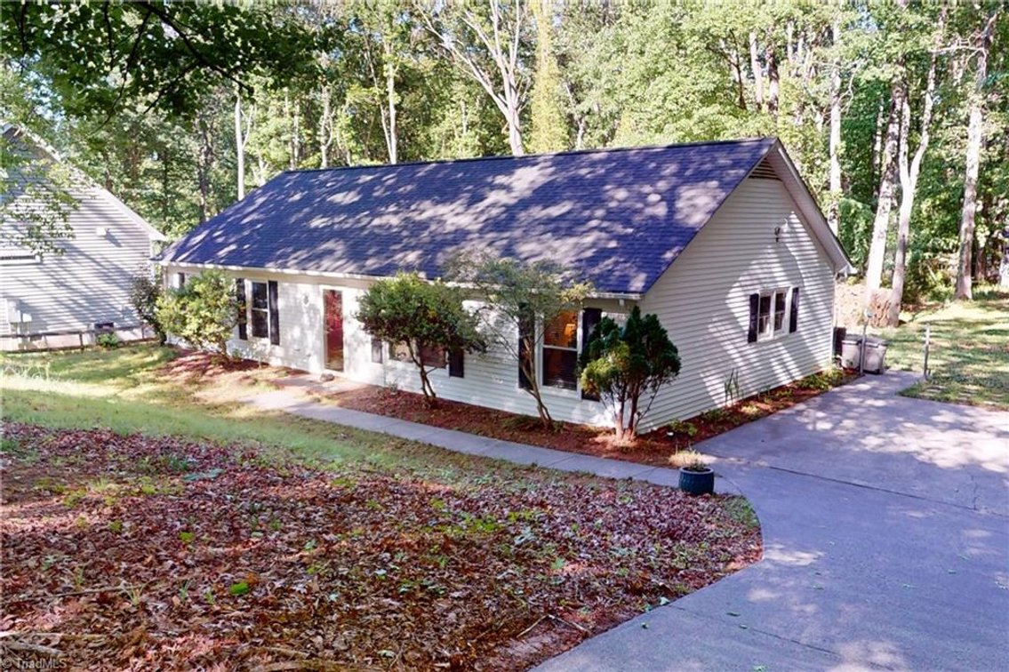 Image for Home For Sale in Pfafftown - 5308 Westrock Drive