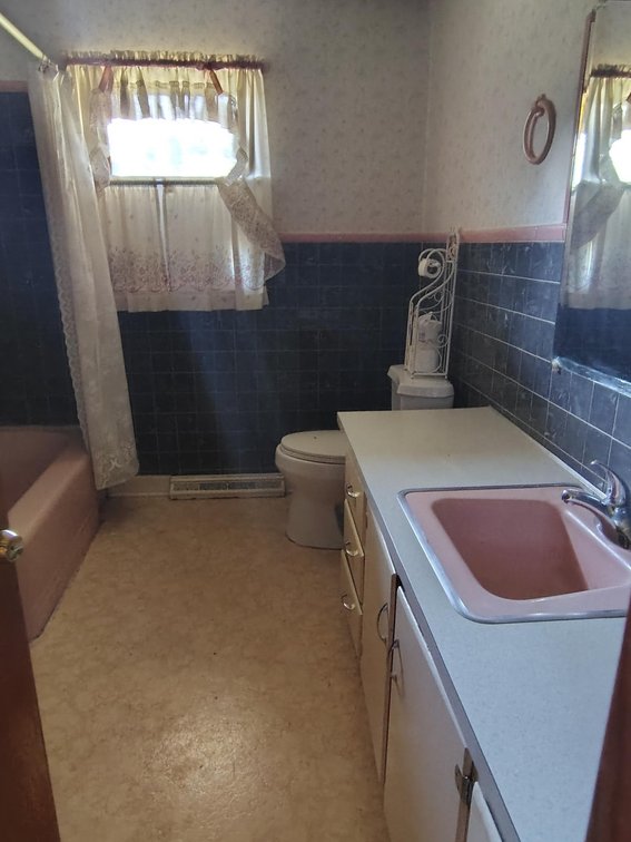 Image for Commissioner’s Sale: 429 Culbert St. Mt. Airy, NC