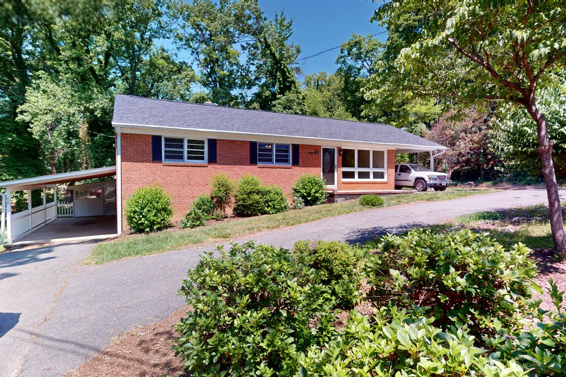 Image for Home For Sale in Mount Airy - 204 Forest Hill Road