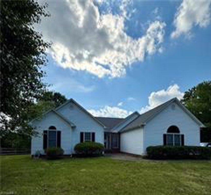Image for Home For Sale in Lewisville - 201 Brookfarm Trail