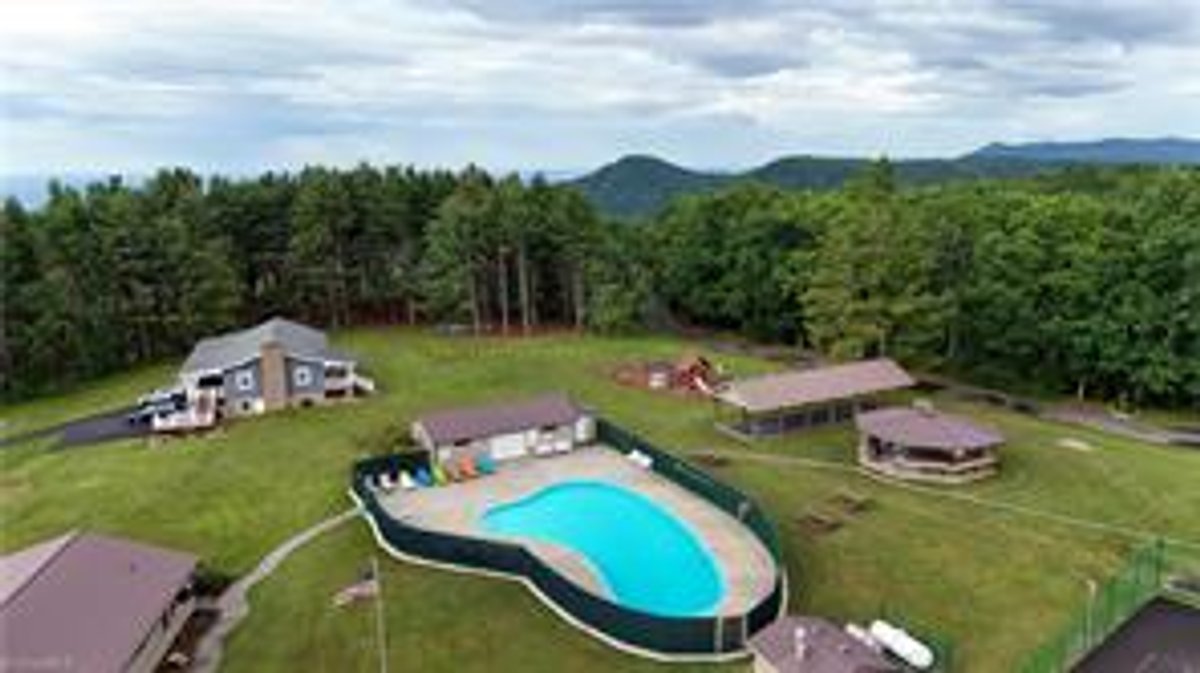 Image for Home For Sale in Fancy Gap - 54 Windermere Way