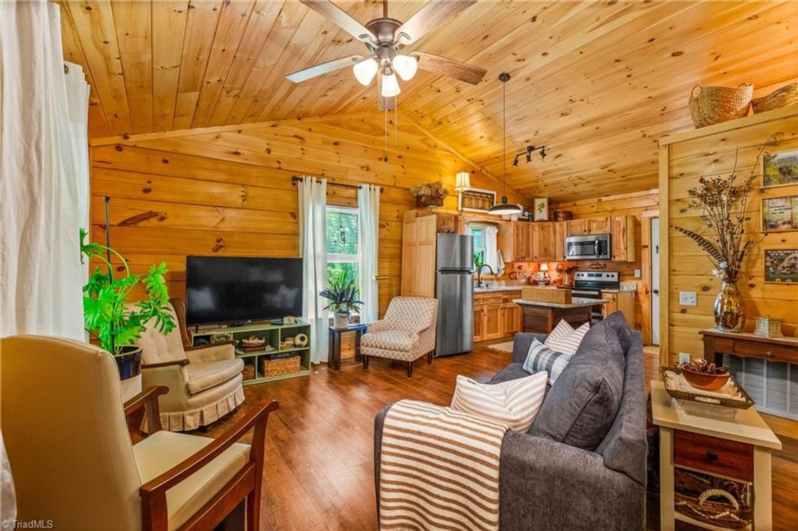 Image for Home For Sale in Fancy Gap - 271 Eby Lane